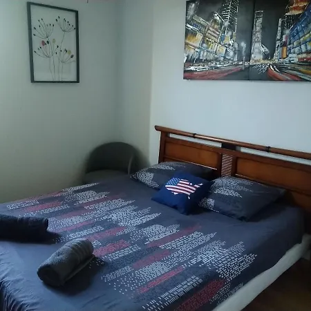 Avec Petit Dejeuner Ubytování v soukromí *