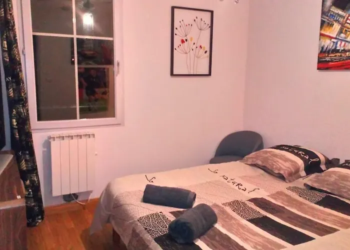 Privat bolig Avec Petit Dejeuner *